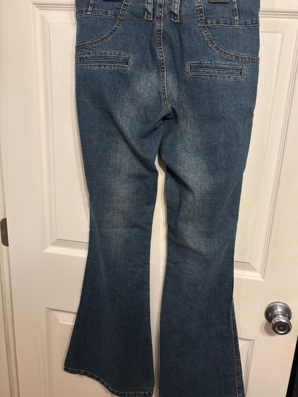 Denim Bell Bottom Floral Beaded -L - Picture 8 of 9